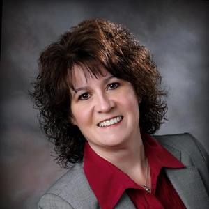 Meet your Posher, Holly