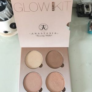Anastasia Glow Kit