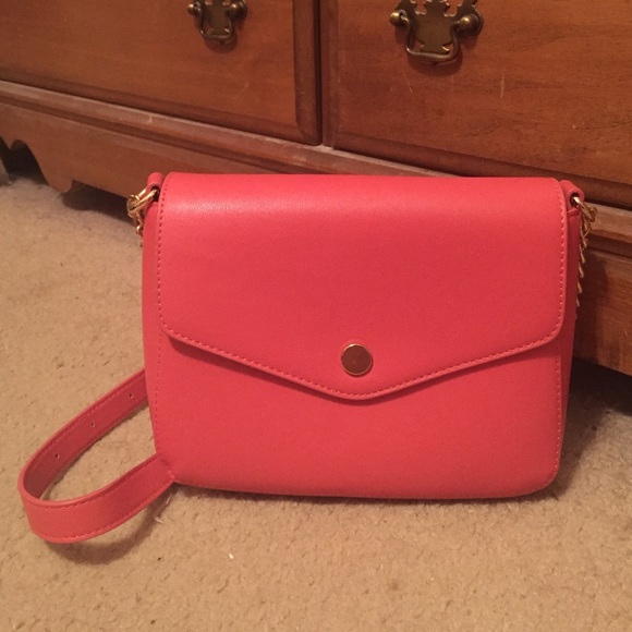 Peach/coral-colored Forever 21 Purse