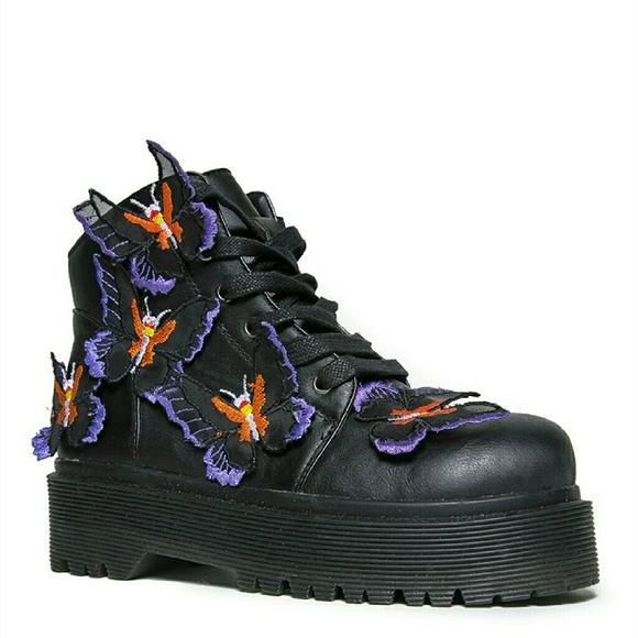 YRU butterfly boots knee high size 6 new