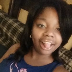 Meet your Posher, Damica