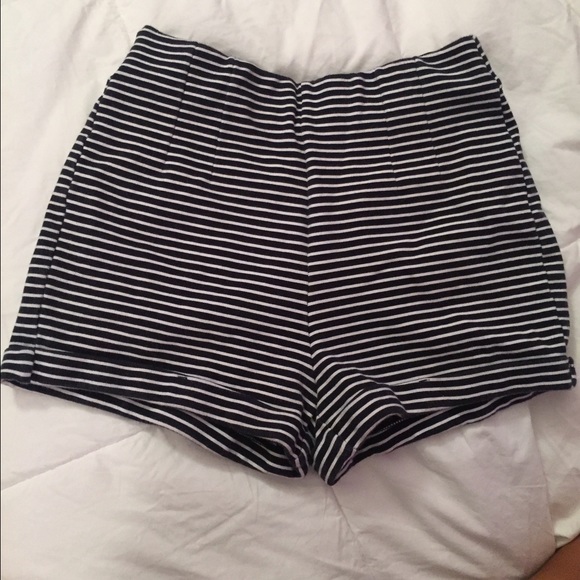 Hollister short hi-waisted