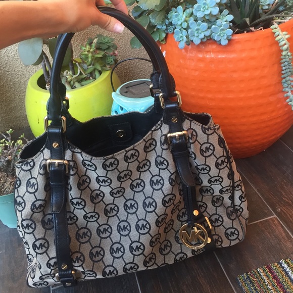 Michael Kors MK Monogram medium sized tote