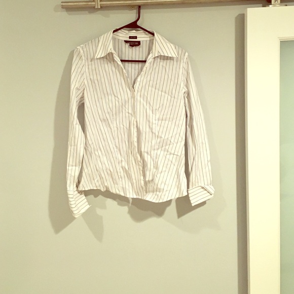 Jones NY Button Down
