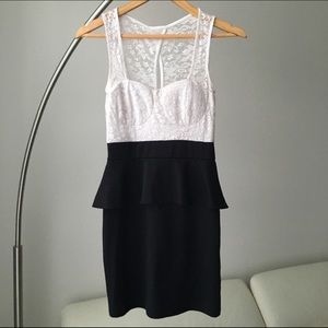 One piece ⚫️⚪️ dress S