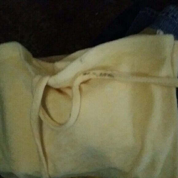 Tell me if u need better pics or whatever u need - Picture 1 of 3