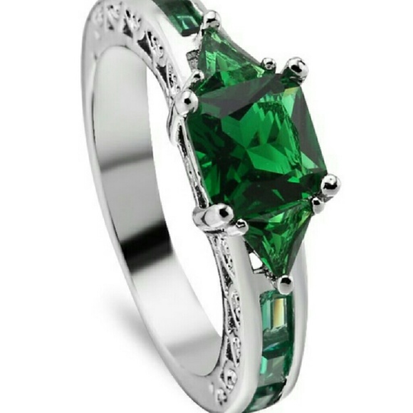 Ring Natural Emerald 10k white gold filled
