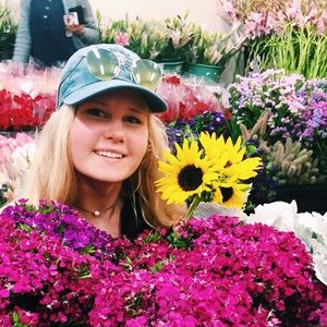 Meet your Posher, Anna