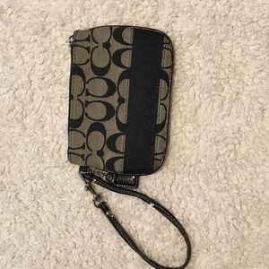 COACH wristlet 👛