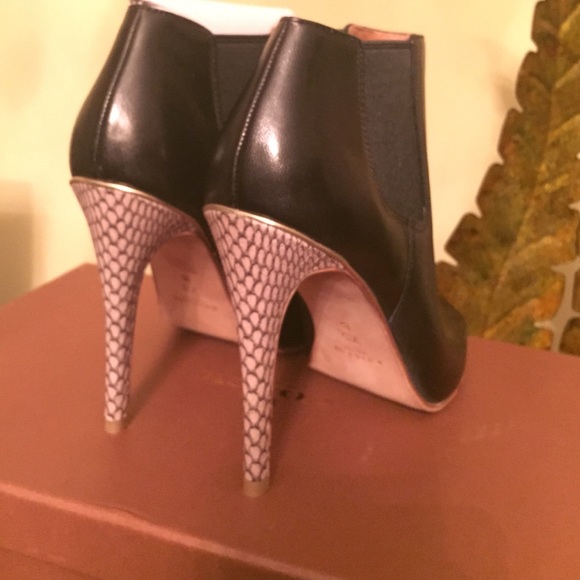 Booties - Picture 4 of 4