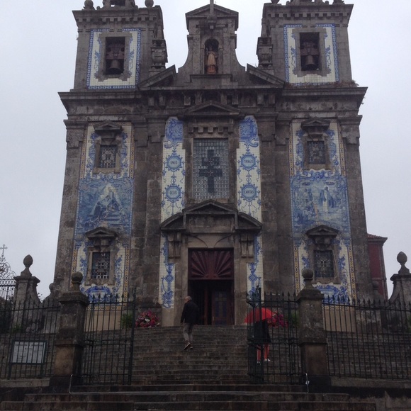 Meet your Posher, Macarena