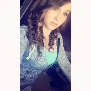 Meet your Posher, Chloë