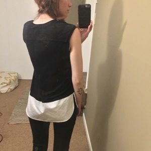 BCBGMaxAzria Tops - bcbgmaxazria black & white sleeveless top BCBGMaxAzria Tops - bcbgmaxazria black & white sleeveless top