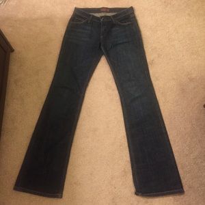 Boot cut jeans