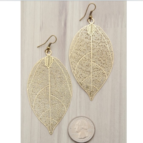 ✨Leafy Drop Earrings - Picture 3 of 4