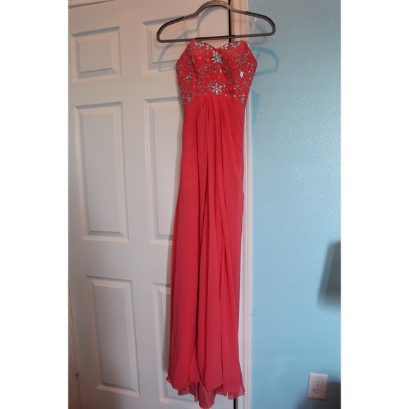 Beautiful beaded prom dress/ wedding dress
