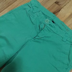 Gap - Green Khaki Pants