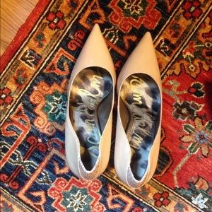 Sam Edelman Nude Shoes with Golden heel