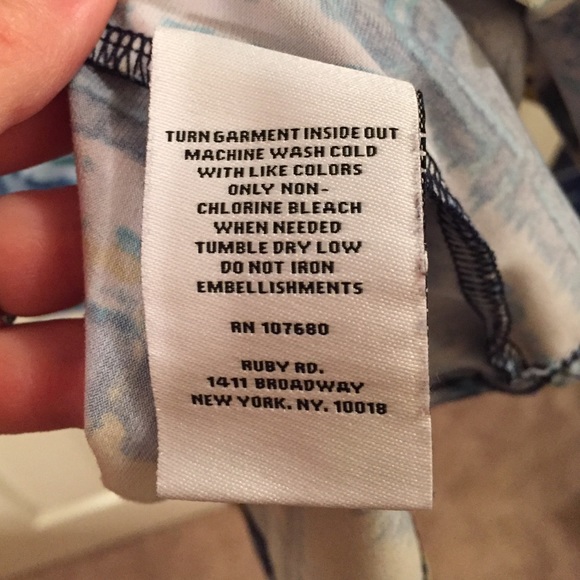 Ruby Rd top - Picture 4 of 4