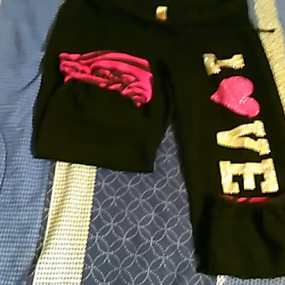 Sweat pants