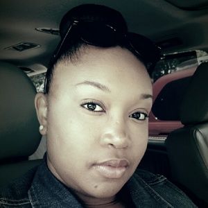 Meet your Posher, Jenn