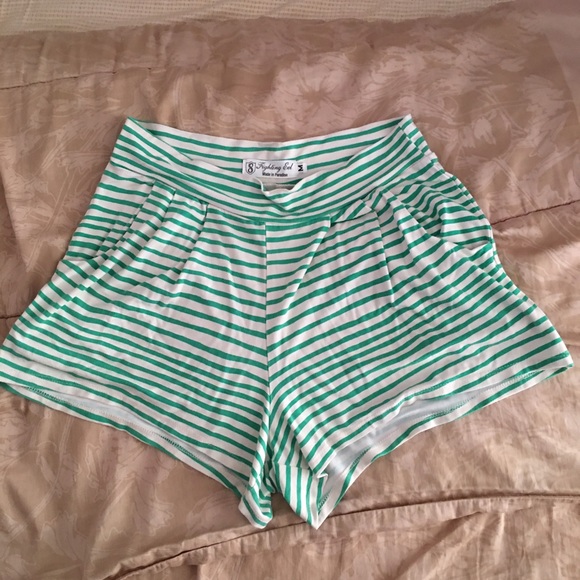 Fighting eel shorts