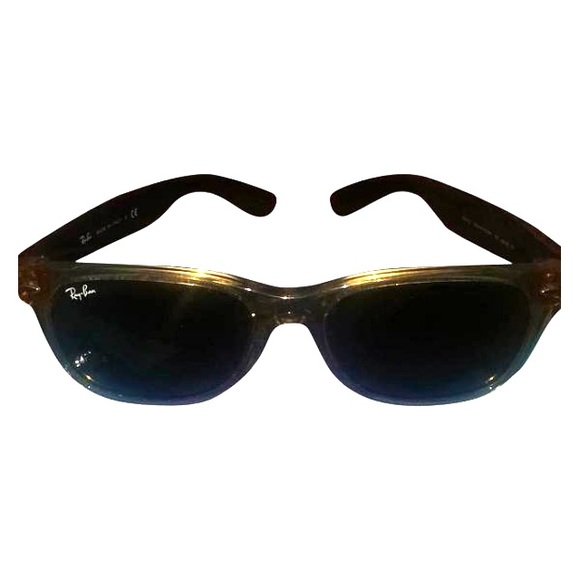 Ray Ban Wayfarers with case main image 4