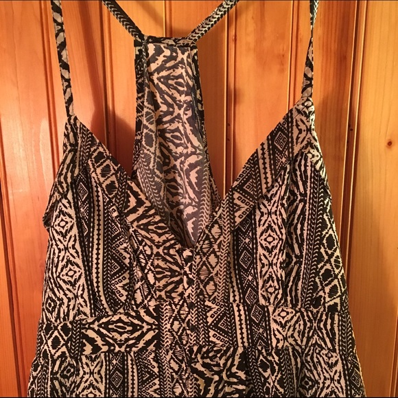 American Eagle flowy  Racerback tank - Picture 3 of 4