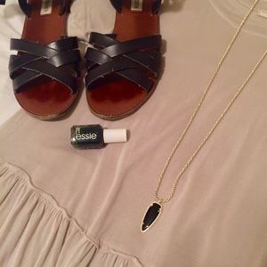 Kendra Scott Black Shaylee Necklace