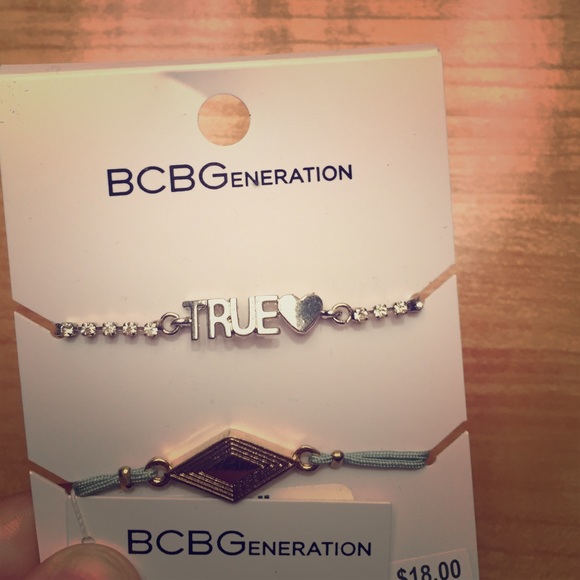 BCBG Braceletes
