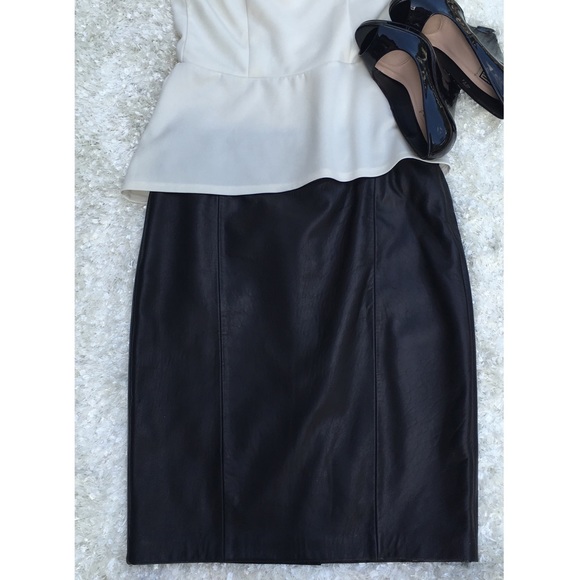 🌺NWT Antonio Melani skirt