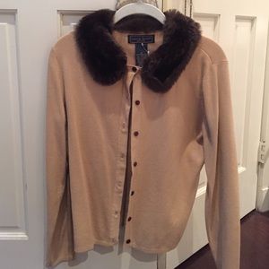 Beige cardigan with faux fur collar