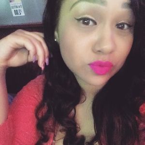 Meet your Posher, Kassandra