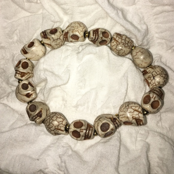 SKULL bead bracelet 💀
