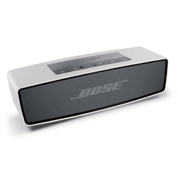 Bose Soundlink Mini - includes box and accessories