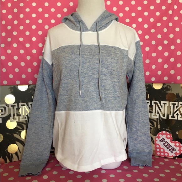 🆕NEW Victoria's Secret hoodie - Picture 3 of 3