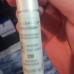 Cover girl natureluxe