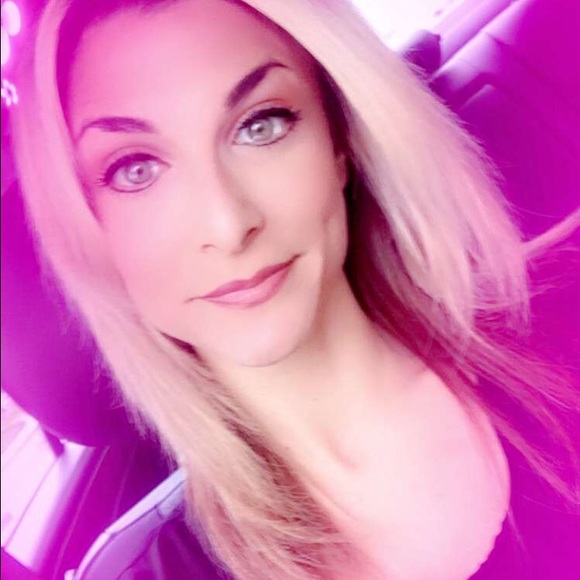 Meet your Posher, Kim