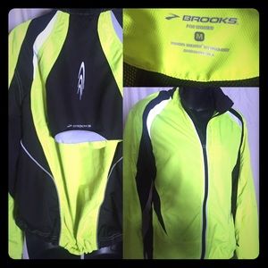 Brooks reflective jacket