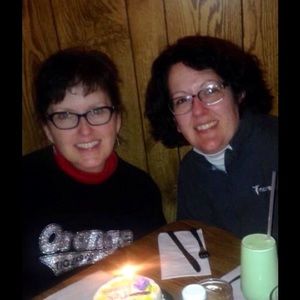 Meet your Posher, Juanita