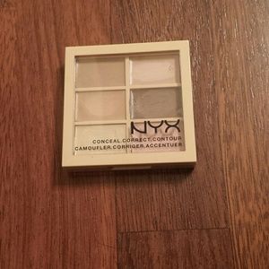 Conceal.Correct.Contour Nyx palette. Light/clair