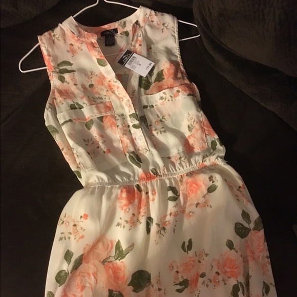 BNWT Rue 21 Floral Dress