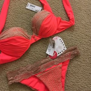 Beach Bunny Swimwear