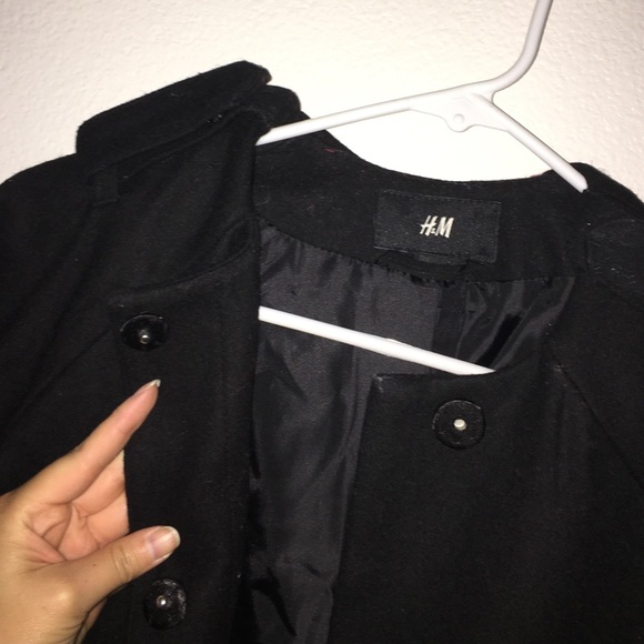 H&M black coat - Picture 2 of 2