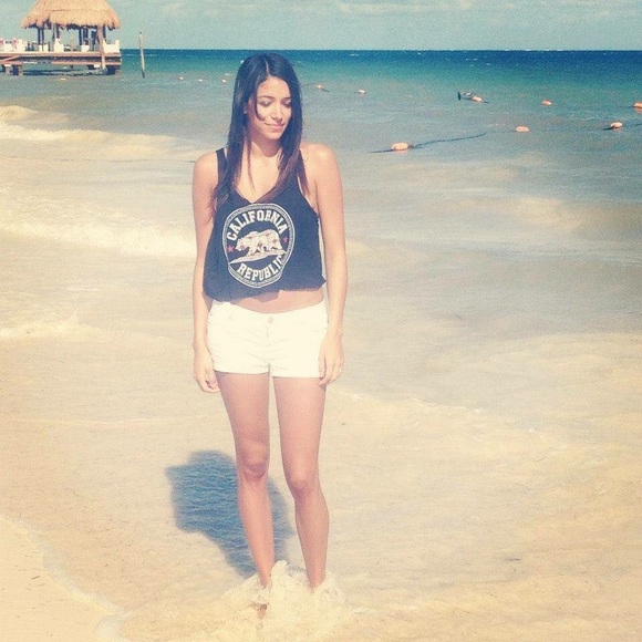 Meet your Posher, Tracy - Picture 2 of 4