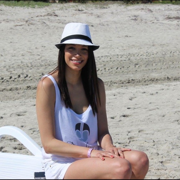 Meet your Posher, Tracy - Picture 4 of 4