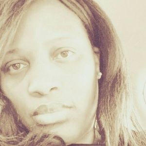 Meet your Posher, Katina