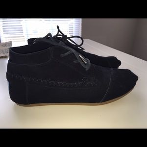 Toms booties size 8.5
