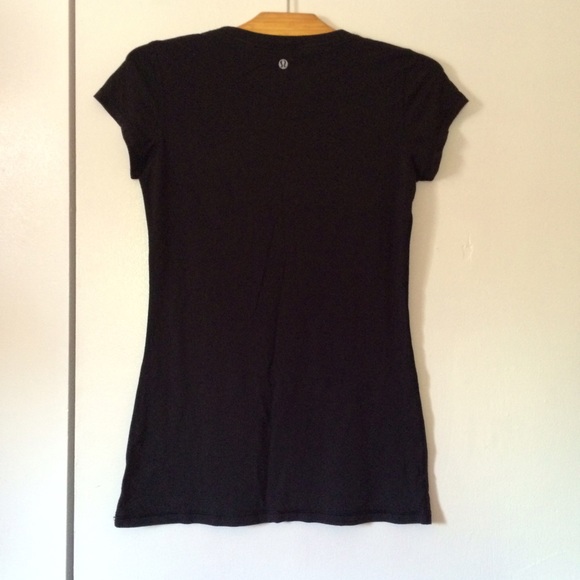 Sold! Lululemon black tee - Picture 3 of 3