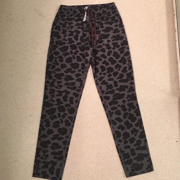 Lululemon joggers